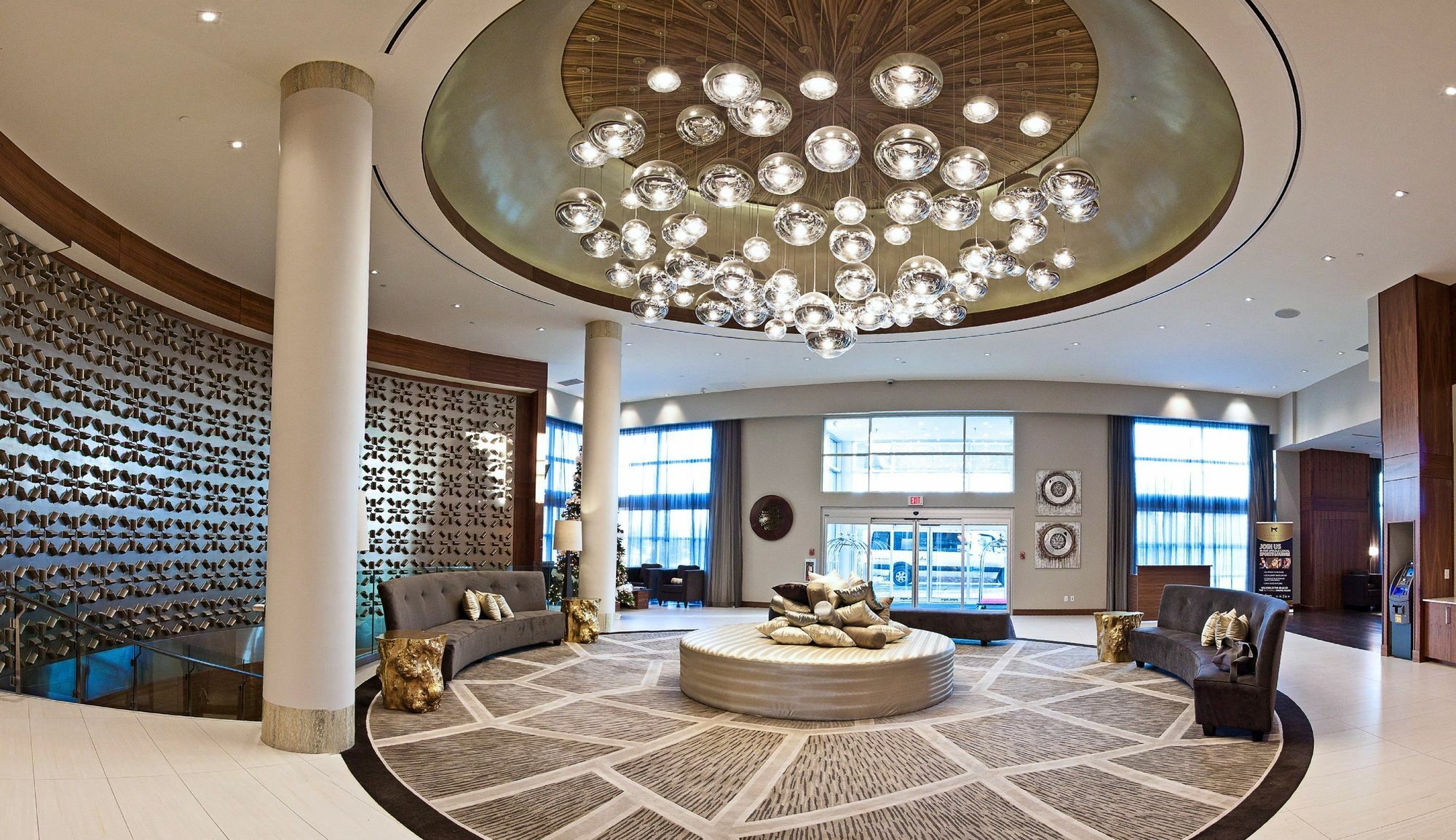Radisson Hotel & Conference Centre Calgary Airport Экстерьер фото